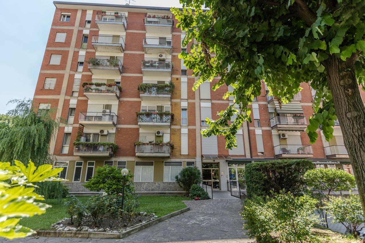 Linate Airport Apartment Milan Exterior photo
